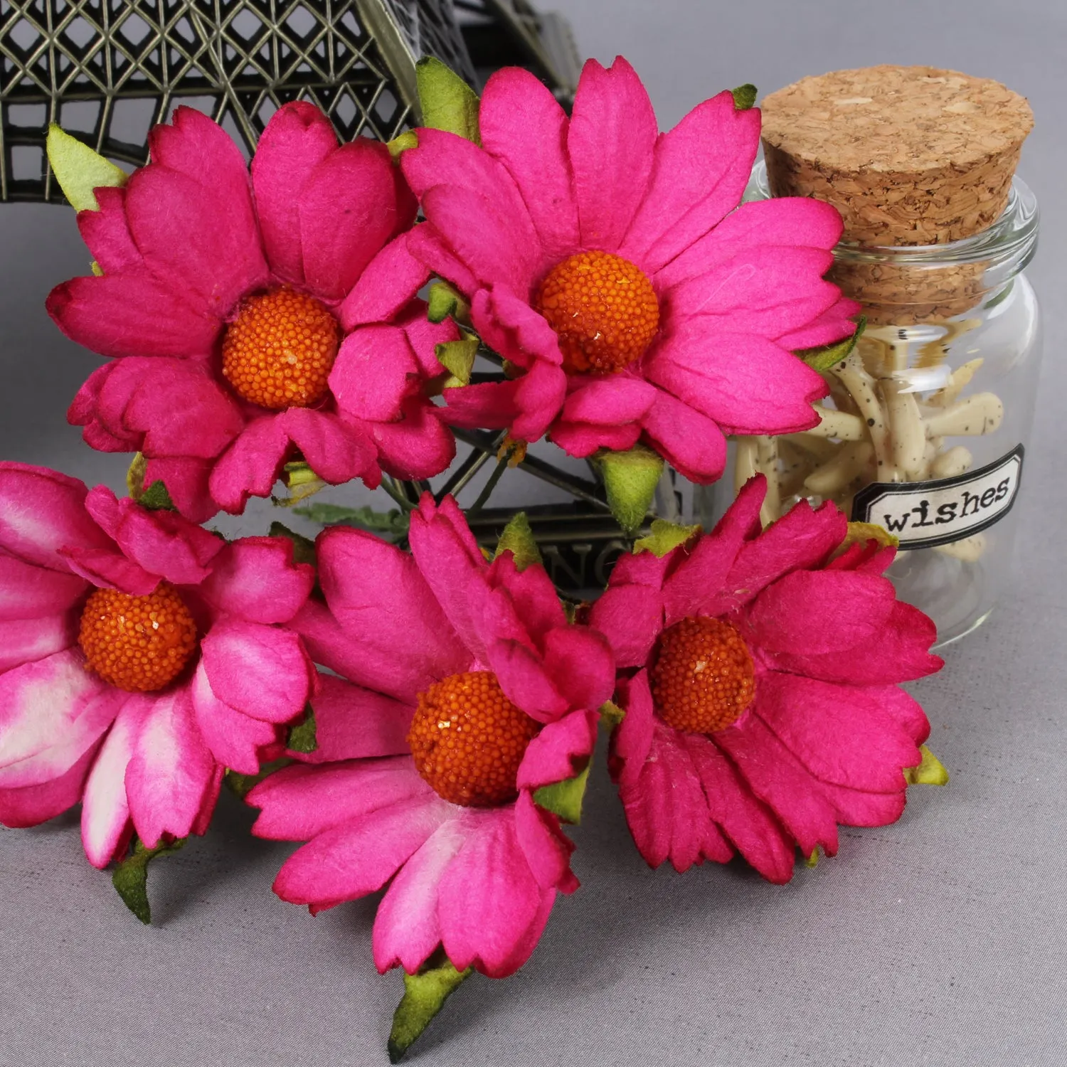 Bright Pink - Mulberry Daisy Flower