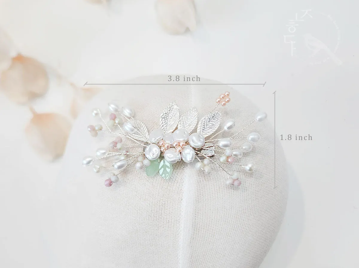 Graceful Beads Hair Pin (2 Colors)