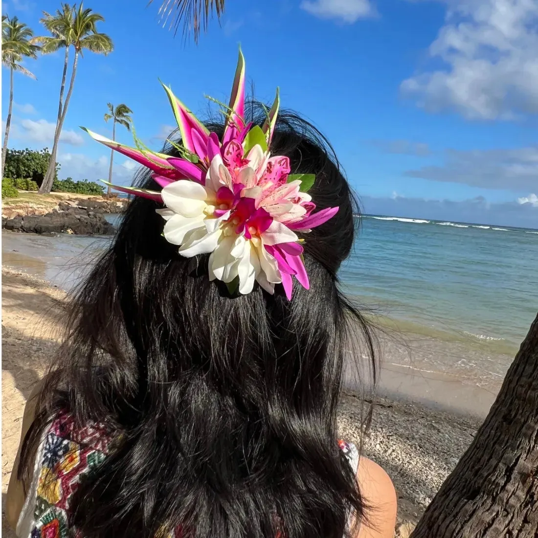 Laka Purple Hawaiian Flower Hair Clip