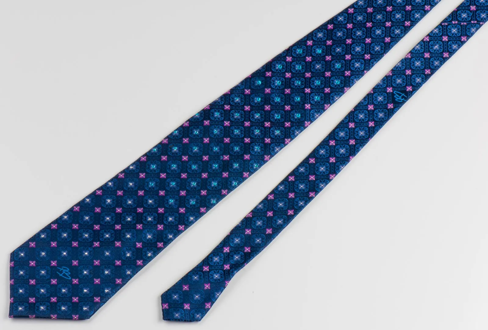 Pierre Balmain Men's Silk Rhinestone Tie Pink Foulard Floral On Navy Blue