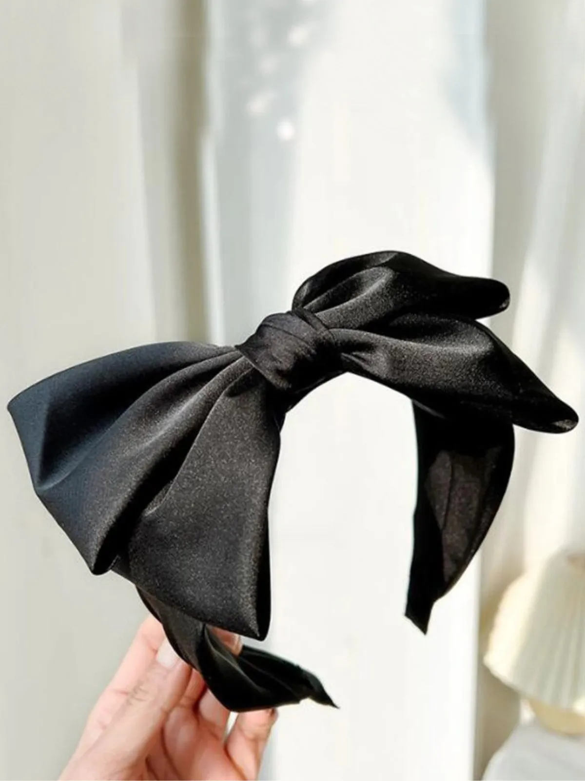 Plush Beauty Big Bow Velvet Headband