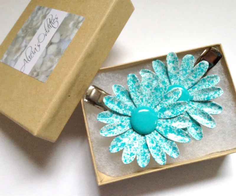 Speckled Turquoise Daisy Hairclip Set