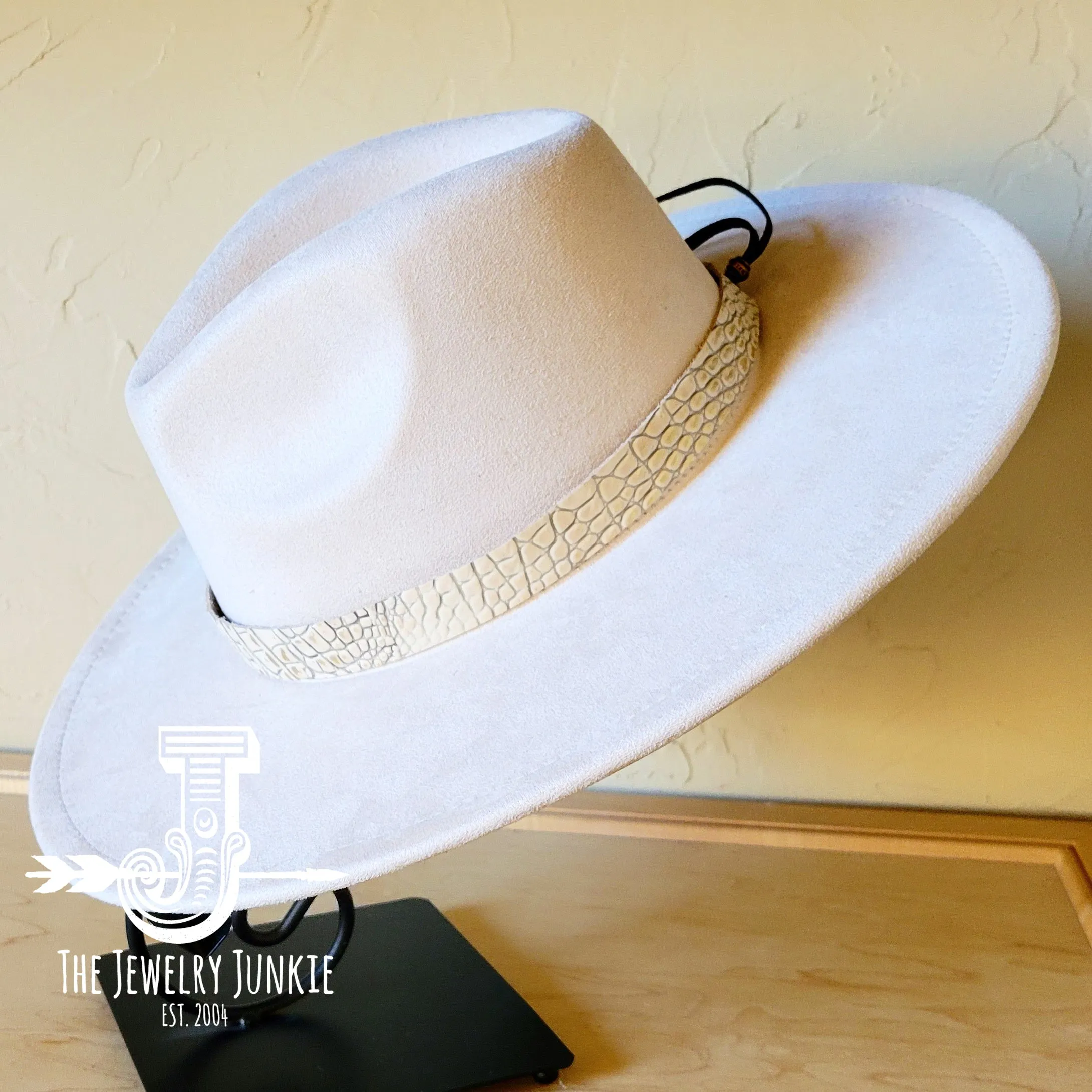 White and Gold Gator Embossed Leather Hat Band Only 951g